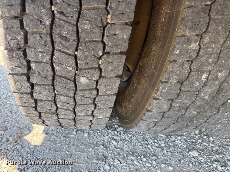 image for item DY8291 2012 Freightliner Business Class M2 bucket truck