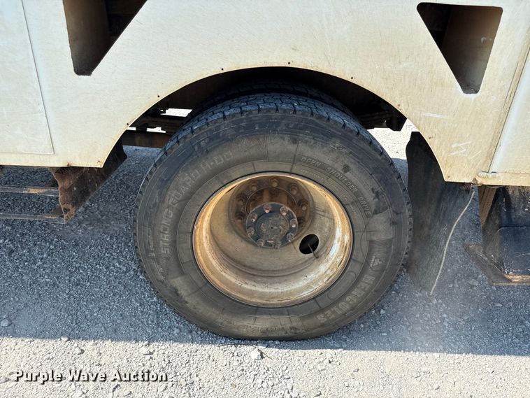 image for item DY8291 2012 Freightliner Business Class M2 bucket truck