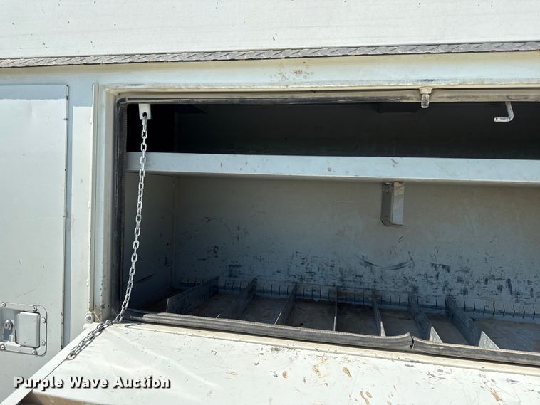 image for item DY8293 2013 Freightliner Business Class M2 digger derrick truck