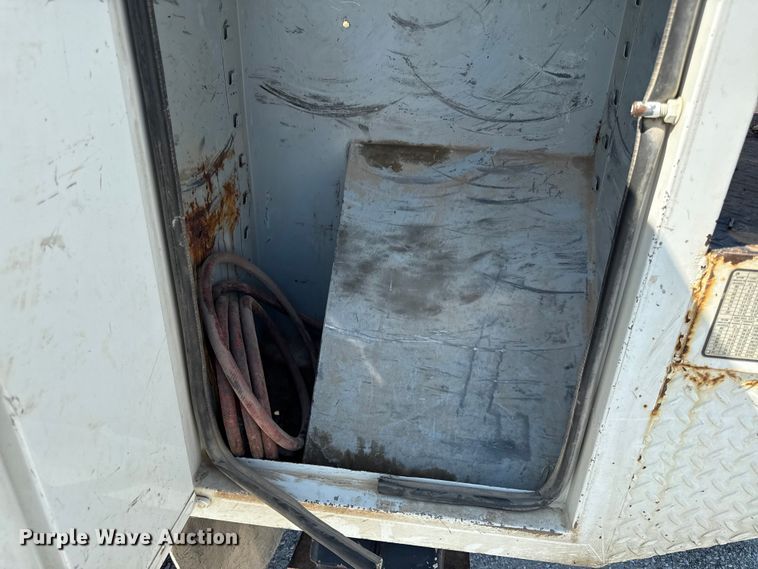 image for item DY8293 2013 Freightliner Business Class M2 digger derrick truck