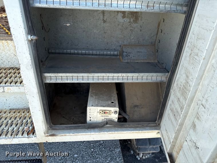 image for item DY8293 2013 Freightliner Business Class M2 digger derrick truck