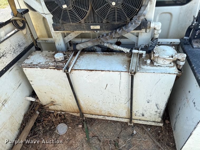 image for item DY8293 2013 Freightliner Business Class M2 digger derrick truck