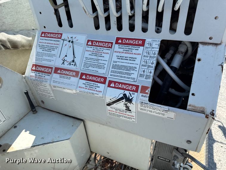 image for item DY8293 2013 Freightliner Business Class M2 digger derrick truck