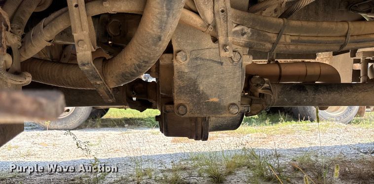 image for item DY8293 2013 Freightliner Business Class M2 digger derrick truck