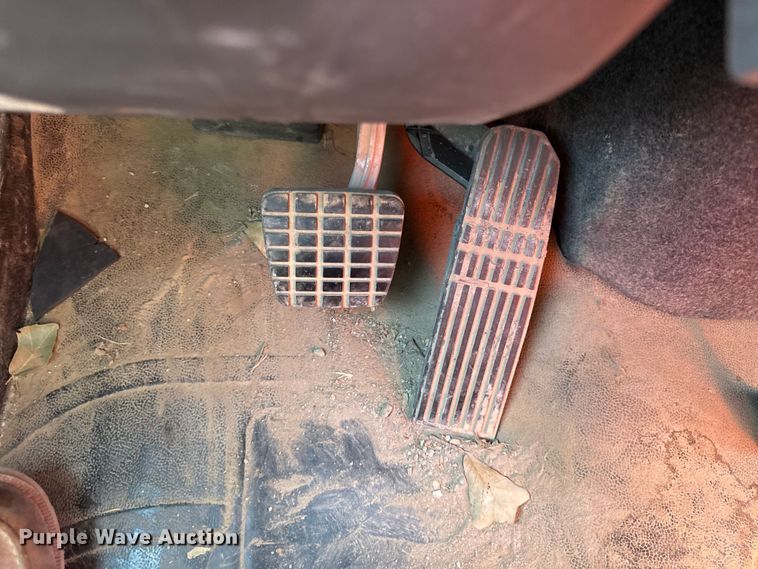 image for item DY8293 2013 Freightliner Business Class M2 digger derrick truck