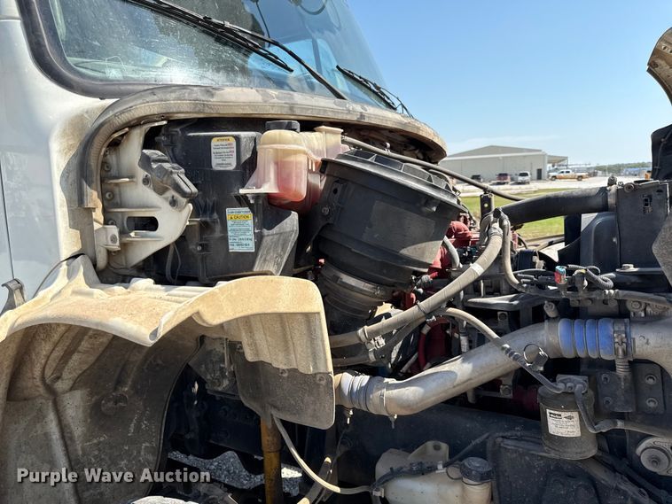 image for item DY8293 2013 Freightliner Business Class M2 digger derrick truck