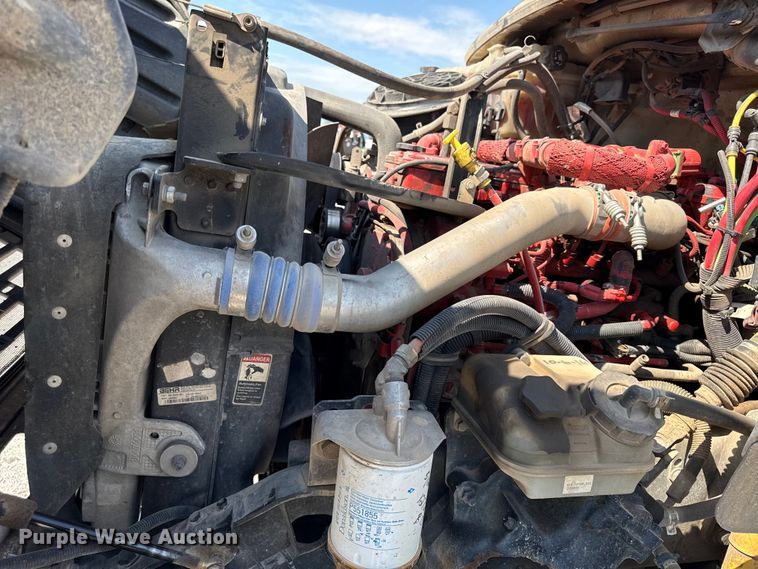 image for item DY8293 2013 Freightliner Business Class M2 digger derrick truck