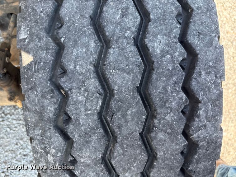 image for item DY8293 2013 Freightliner Business Class M2 digger derrick truck