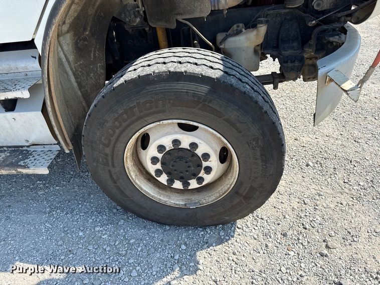 image for item DY8293 2013 Freightliner Business Class M2 digger derrick truck