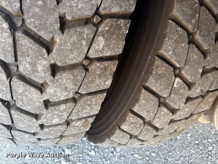 image for item DY8293 2013 Freightliner Business Class M2 digger derrick truck