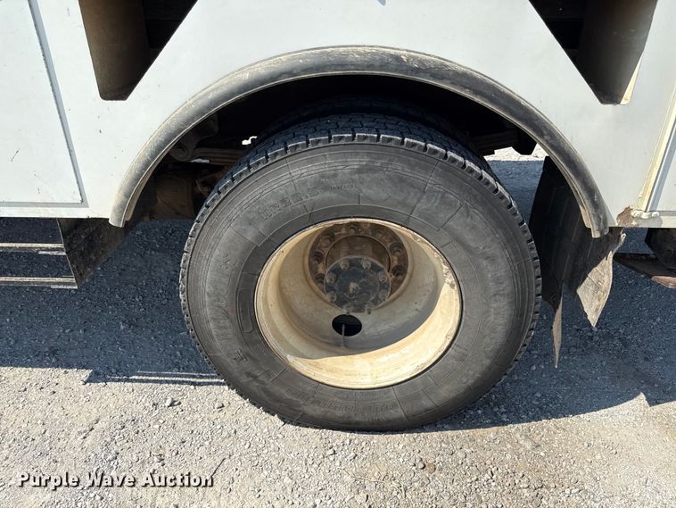 image for item DY8293 2013 Freightliner Business Class M2 digger derrick truck