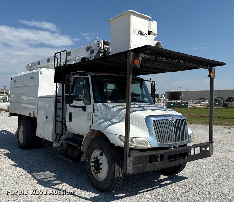 CAMIóN CON CANASTILLA 2013 INTERNATIONAL ALTEC