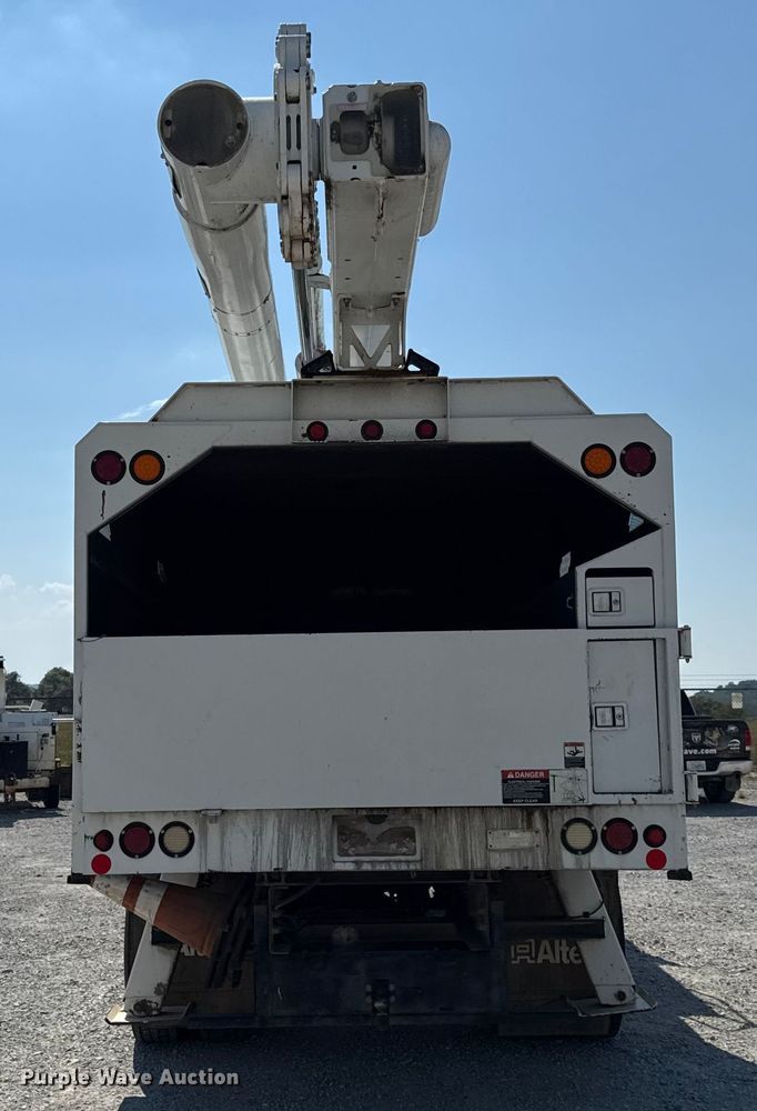 image for item DY8294 2013 International 4300 forestry bucket truck