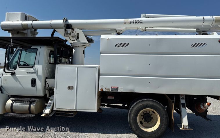image for item DY8294 2013 International 4300 forestry bucket truck