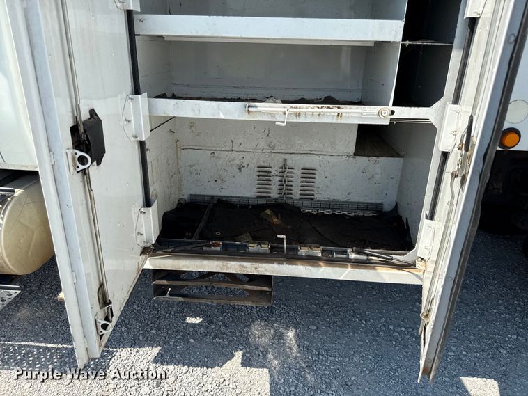 image for item DY8294 2013 International 4300 forestry bucket truck