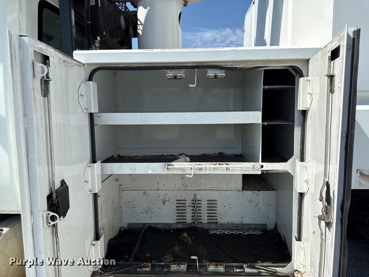 image for item DY8294 2013 International 4300 forestry bucket truck