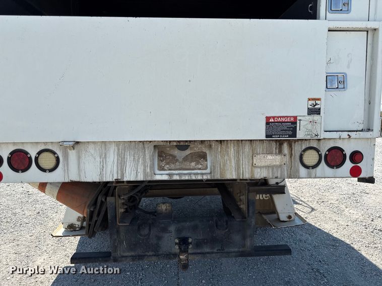 image for item DY8294 2013 International 4300 forestry bucket truck