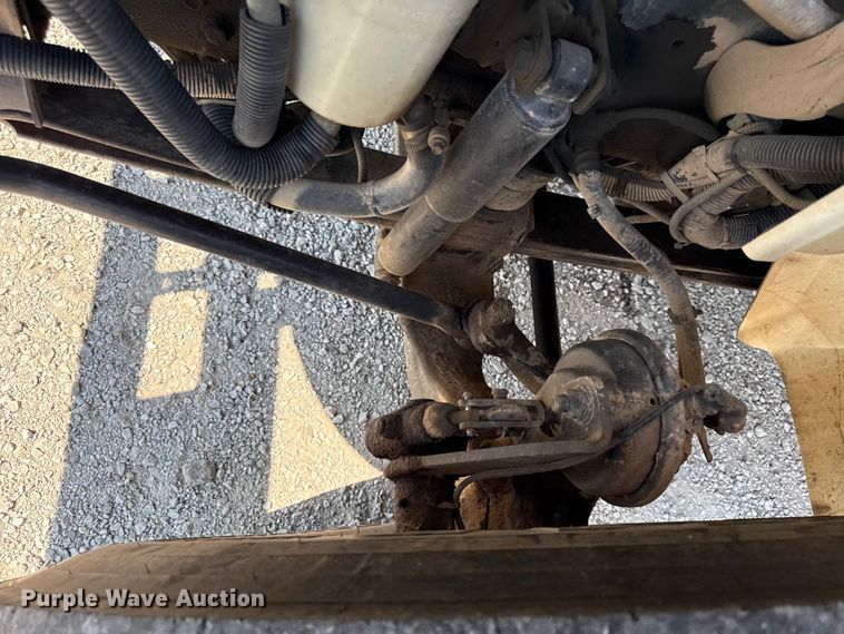 image for item DY8294 2013 International 4300 forestry bucket truck