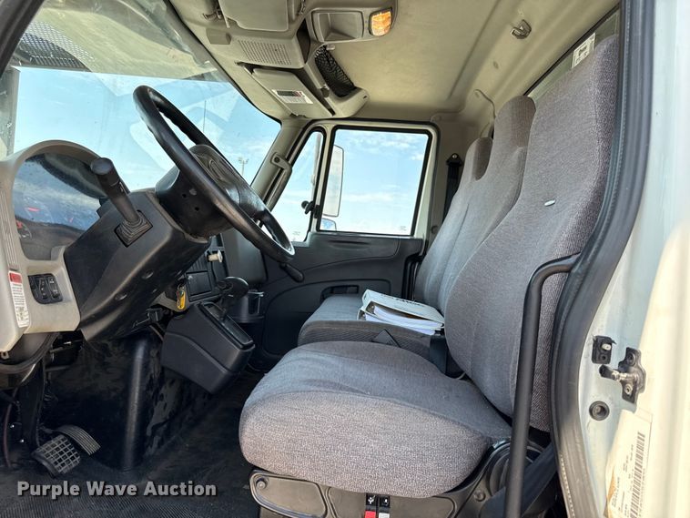 image for item DY8294 2013 International 4300 forestry bucket truck