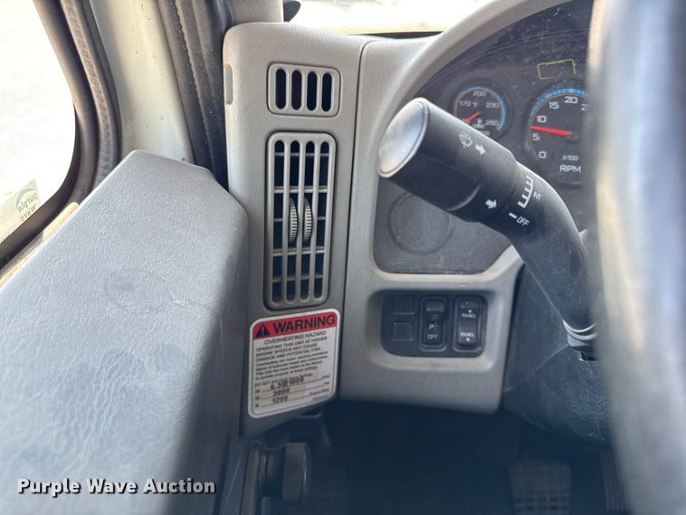 image for item DY8294 2013 International 4300 forestry bucket truck