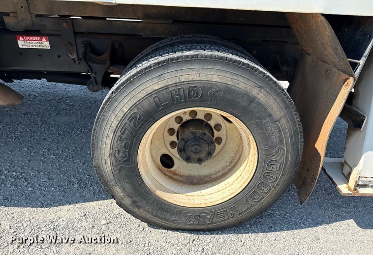 image for item DY8294 2013 International 4300 forestry bucket truck