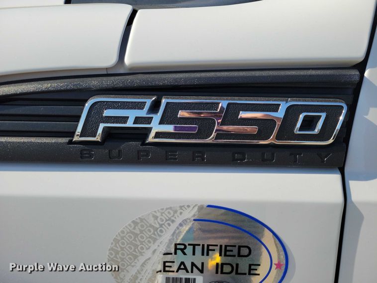 image for item DZ6731 2016 Ford F550 Super Duty utility / service truck