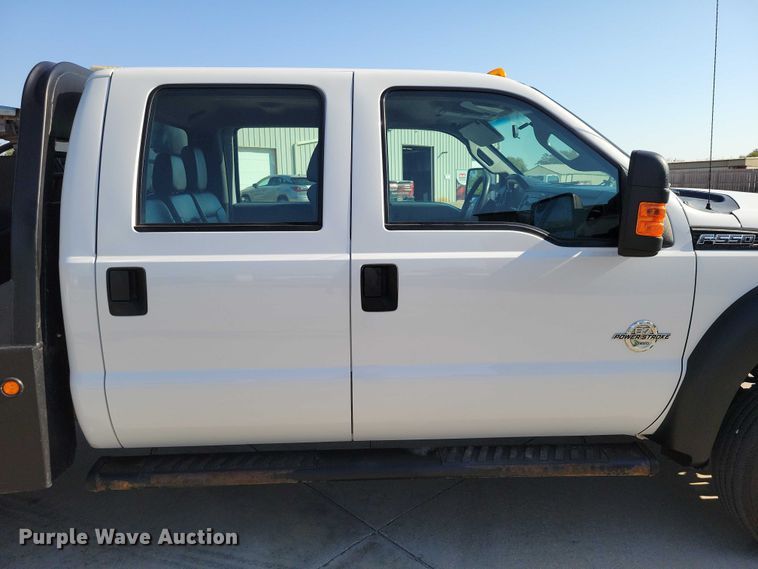 image for item DZ6731 2016 Ford F550 Super Duty utility / service truck