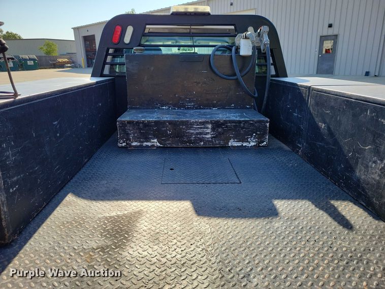 image for item DZ6731 2016 Ford F550 Super Duty utility / service truck