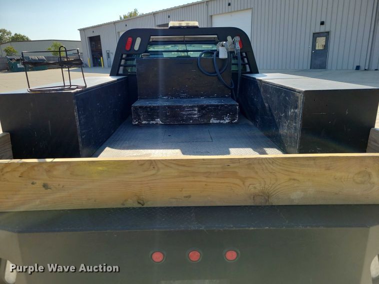 image for item DZ6731 2016 Ford F550 Super Duty utility / service truck