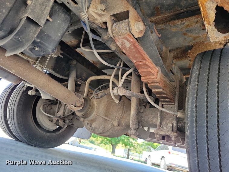 image for item DZ6731 2016 Ford F550 Super Duty utility / service truck