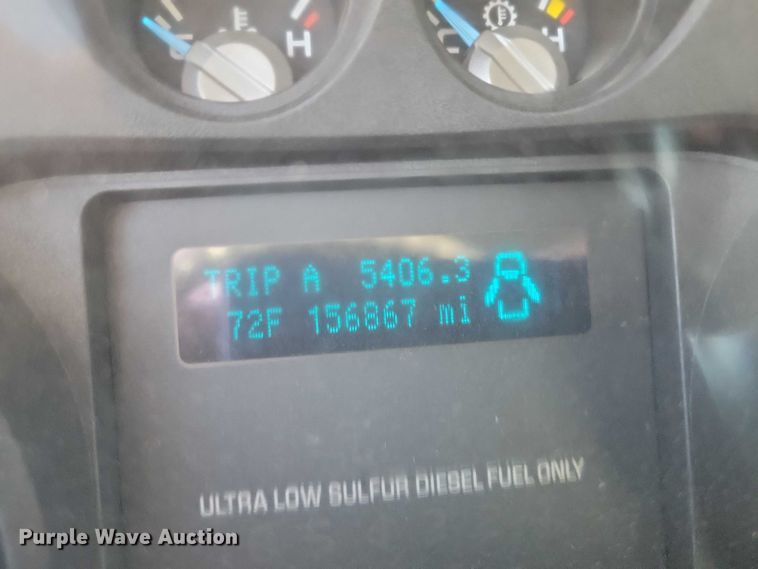 image for item DZ6731 2016 Ford F550 Super Duty utility / service truck