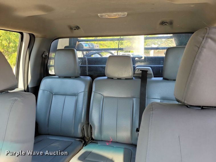 image for item DZ6731 2016 Ford F550 Super Duty utility / service truck