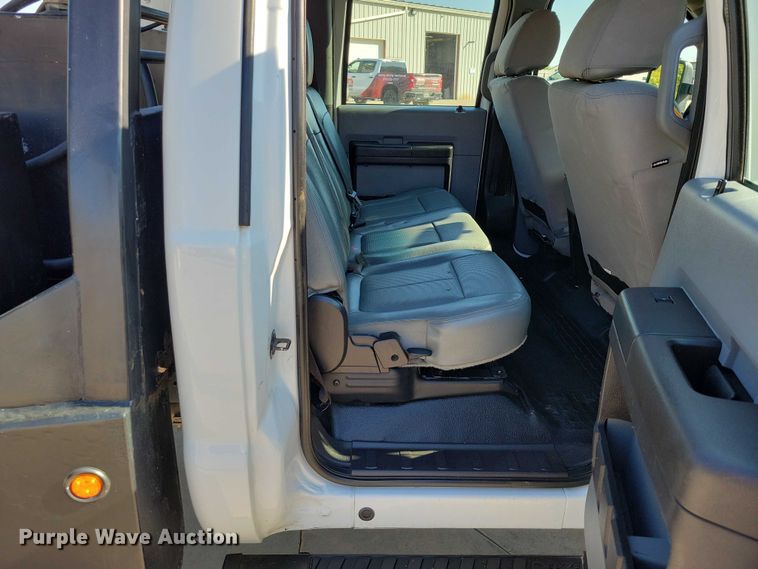 image for item DZ6731 2016 Ford F550 Super Duty utility / service truck