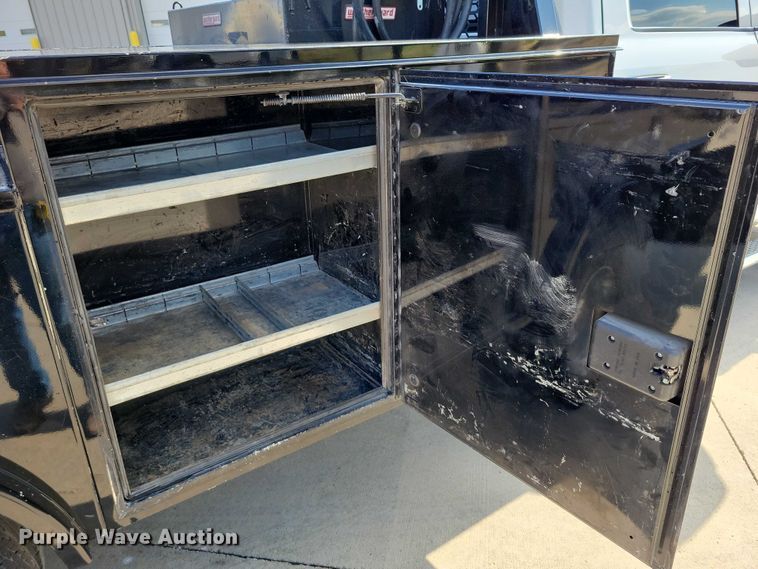 image for item DZ6732 2023 RAM 5500 utility / service truck