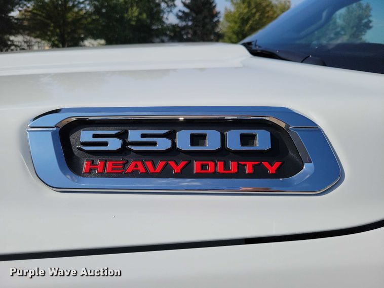 image for item DZ6732 2023 RAM 5500 utility / service truck