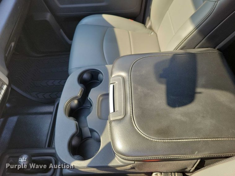 image for item DZ6732 2023 RAM 5500 utility / service truck