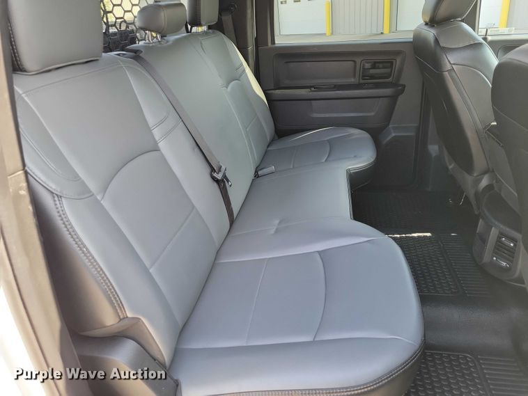 image for item DZ6732 2023 RAM 5500 utility / service truck