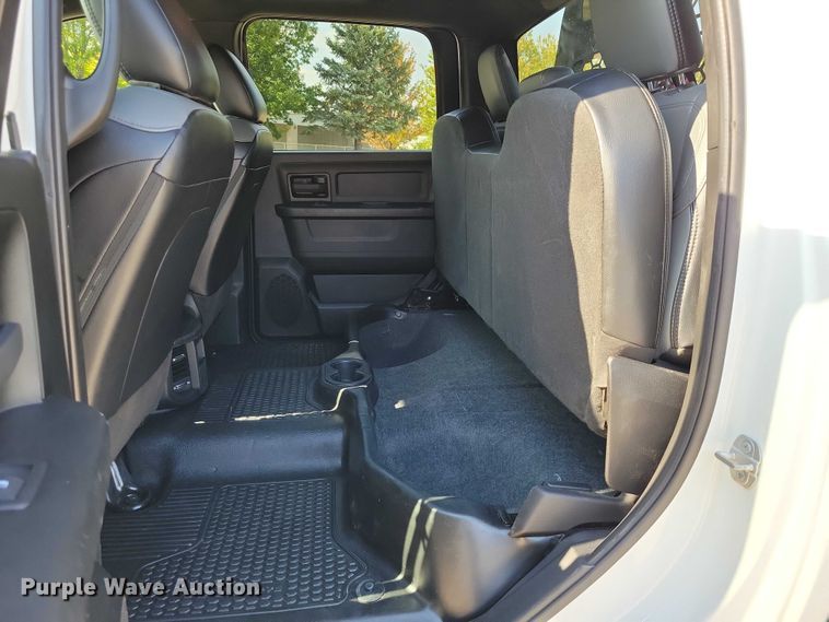 image for item DZ6732 2023 RAM 5500 utility / service truck