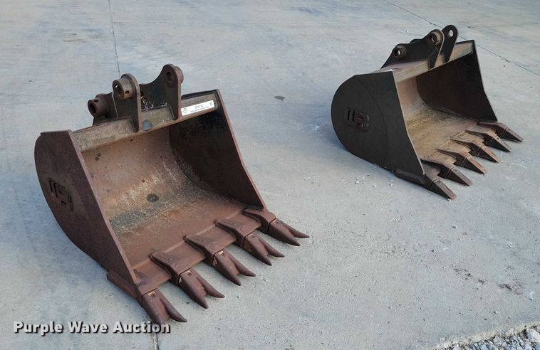 image for item DZ6733 (2) WB excavator buckets