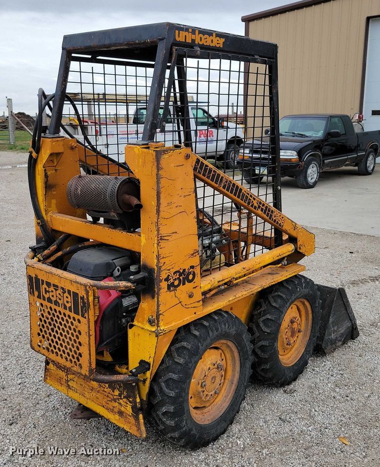 image for item DZ6748 1973 Case 1816 skid steer loader