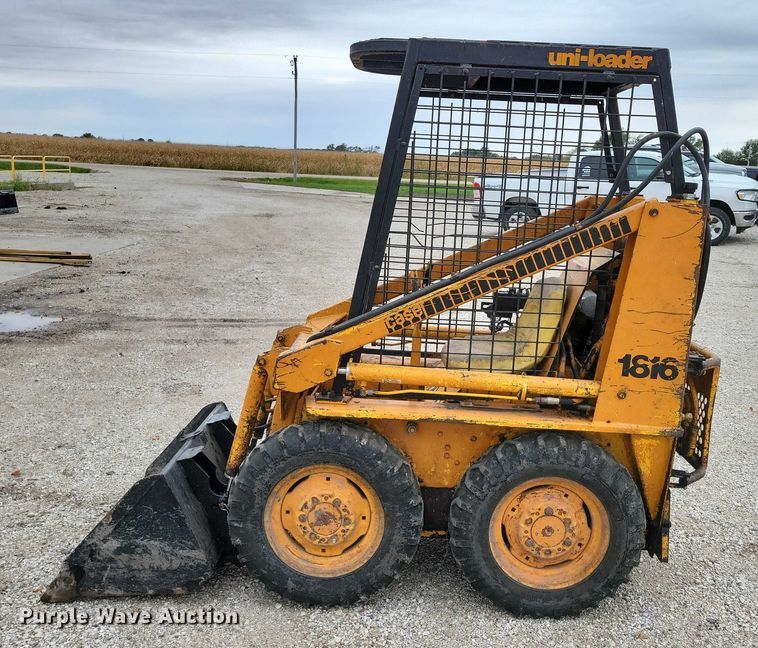 image for item DZ6748 1973 Case 1816 skid steer loader