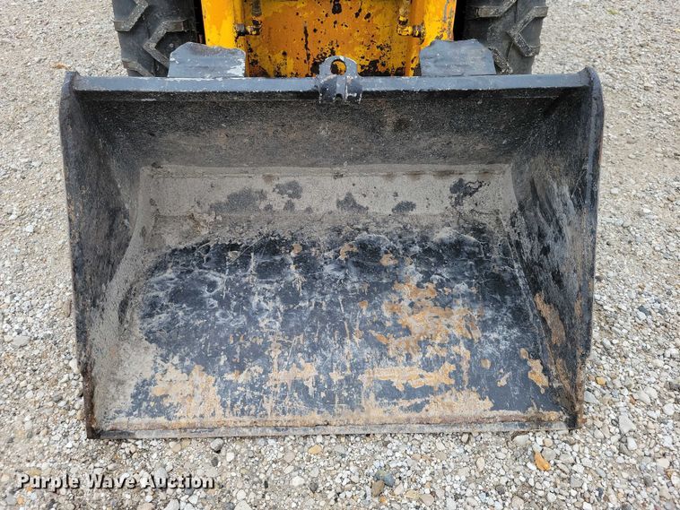 image for item DZ6748 1973 Case 1816 skid steer loader