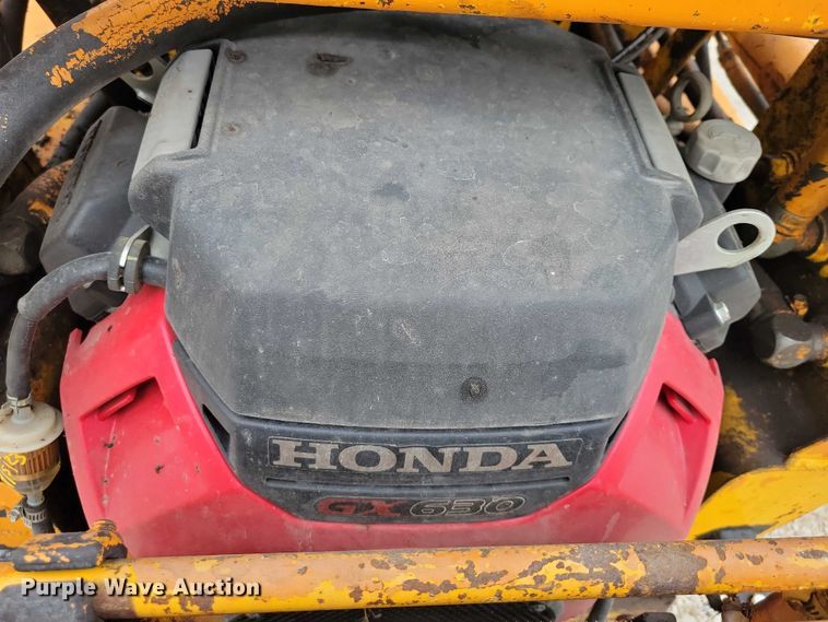 image for item DZ6748 1973 Case 1816 skid steer loader