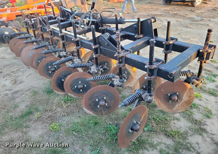 image for item EA2502 Yetter straw crimper/disk