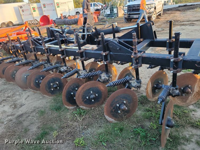 image for item EA2502 Yetter straw crimper/disk