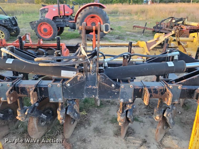 image for item EA2502 Yetter straw crimper/disk