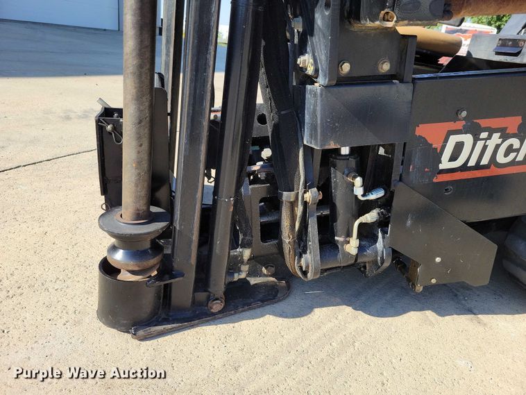 image for item EA2604 Ditch Witch JT9 directional boring unit with trailer