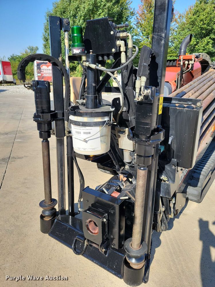 image for item EA2604 Ditch Witch JT9 directional boring unit with trailer