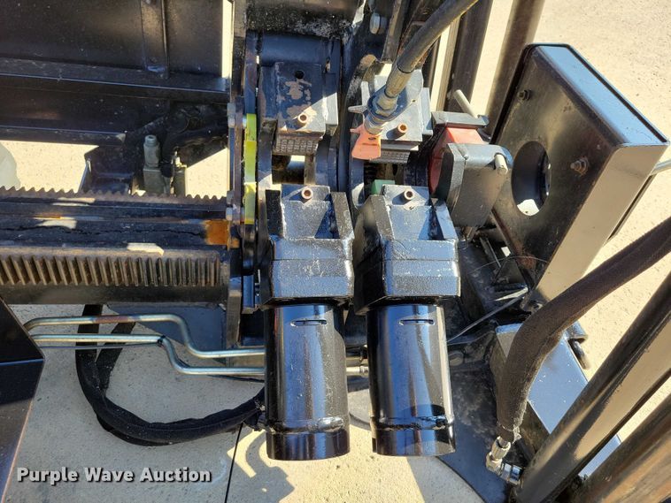 image for item EA2604 Ditch Witch JT9 directional boring unit with trailer