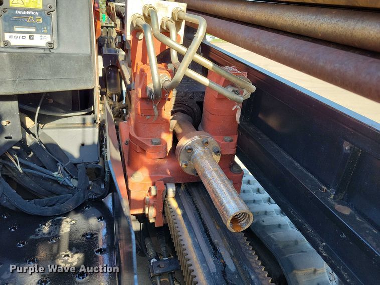 image for item EA2604 Ditch Witch JT9 directional boring unit with trailer